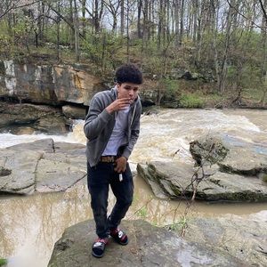 Meet your Posher, Andre